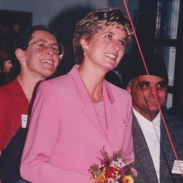 RS42418_dd10-Princess Diana in Nepal 1993-copyright The Leprosy Mission.jpg